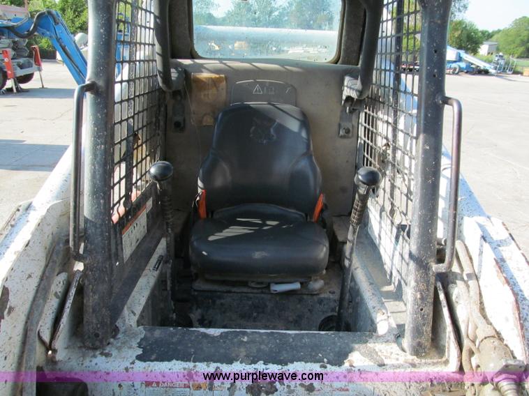 image for item E2127 2007 Bobcat T190 track skid steer