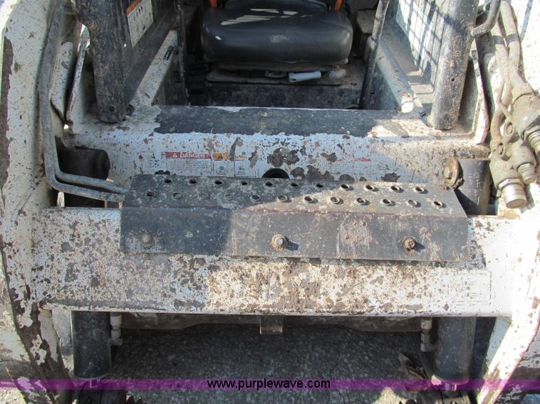 image for item E2127 2007 Bobcat T190 track skid steer