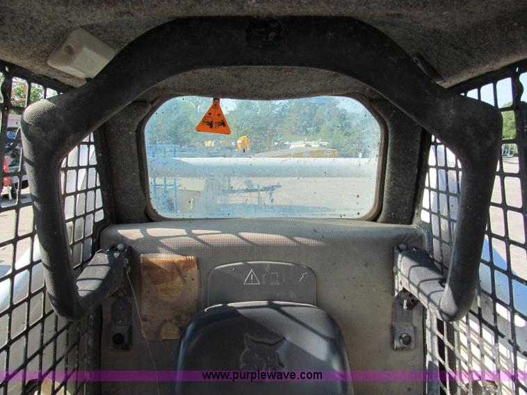 image for item E2127 2007 Bobcat T190 track skid steer