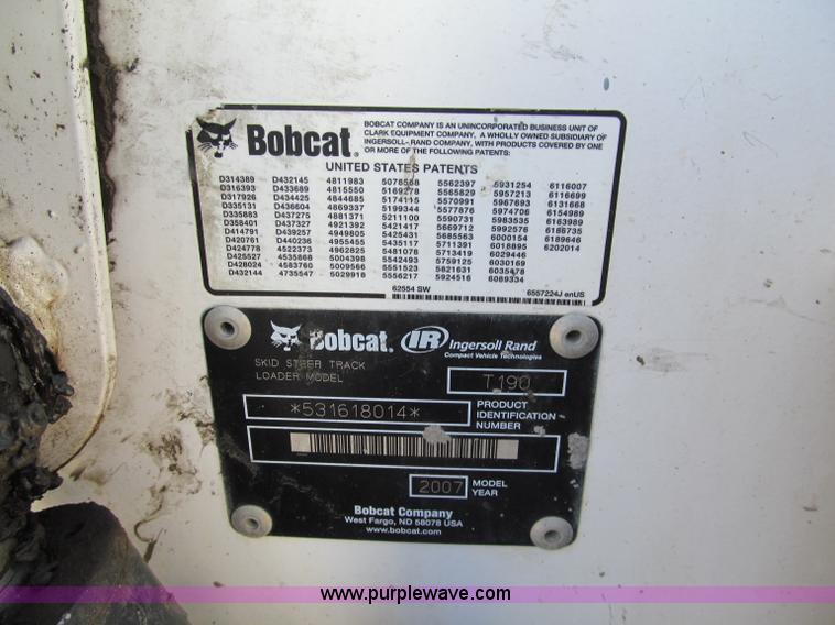 image for item E2127 2007 Bobcat T190 track skid steer
