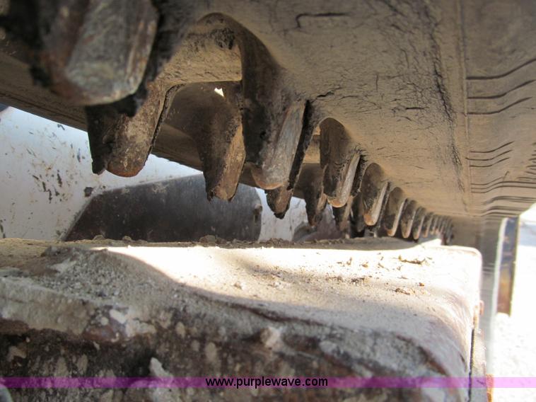 image for item E2127 2007 Bobcat T190 track skid steer