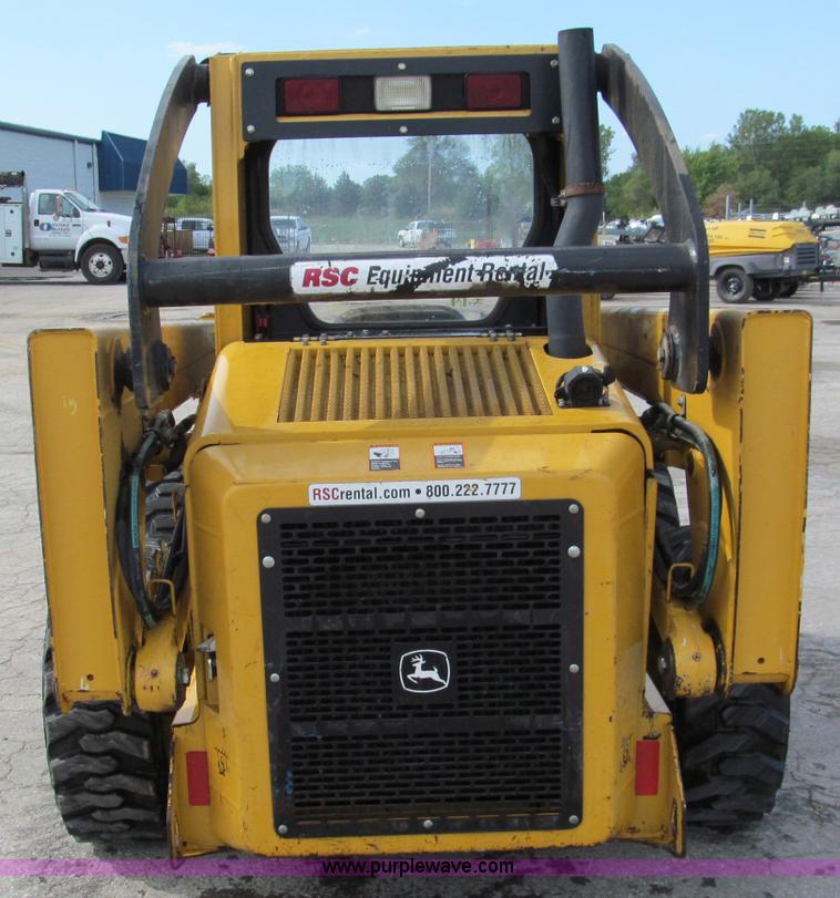 image for item E2128 2007 John Deere 317 skid steer