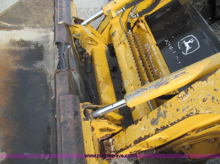 image for item E2128 2007 John Deere 317 skid steer