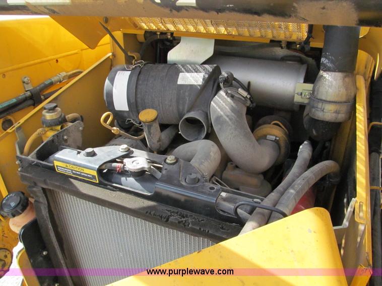 2007 John Deere 317 skid steer in Belton, MO Item E2128 sold Purple