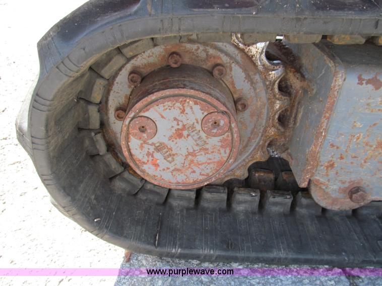 image for item E2129 2006 Takeuchi TB016 compact excavator