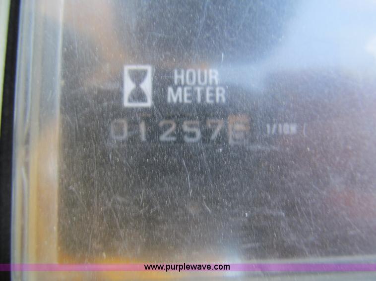 image for item E2129 2006 Takeuchi TB016 compact excavator