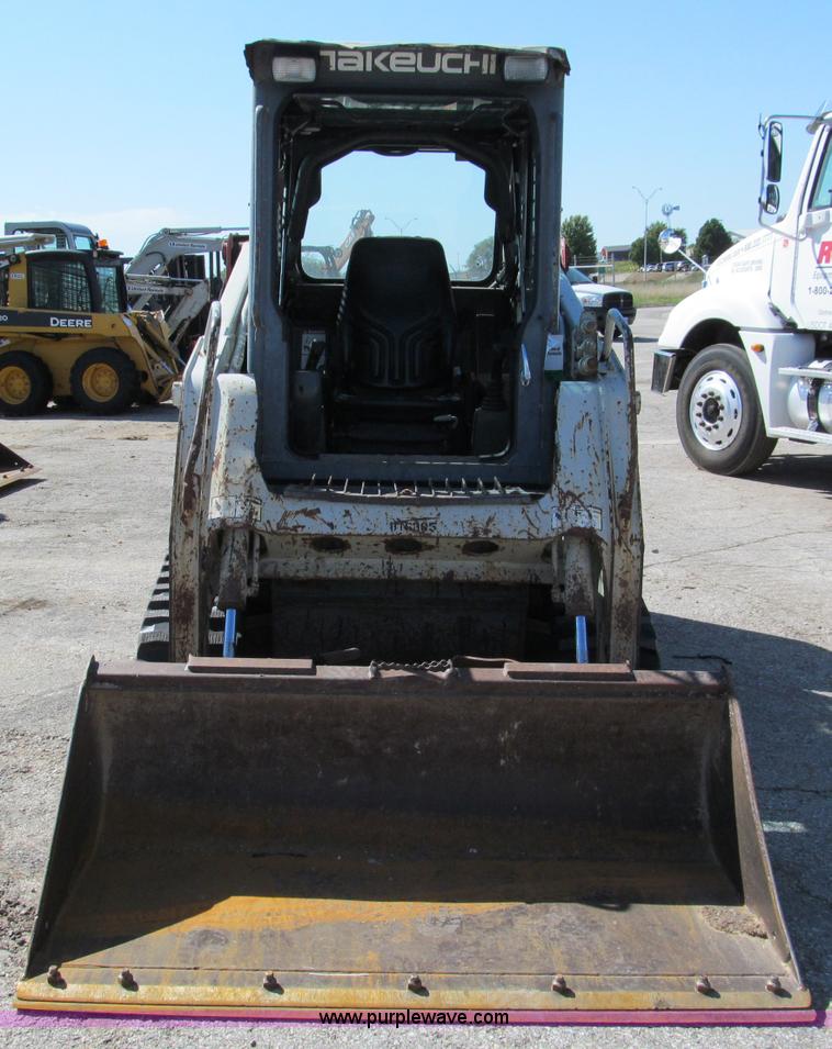 image for item E2130 2006 Takeuchi TL130C track skid steer