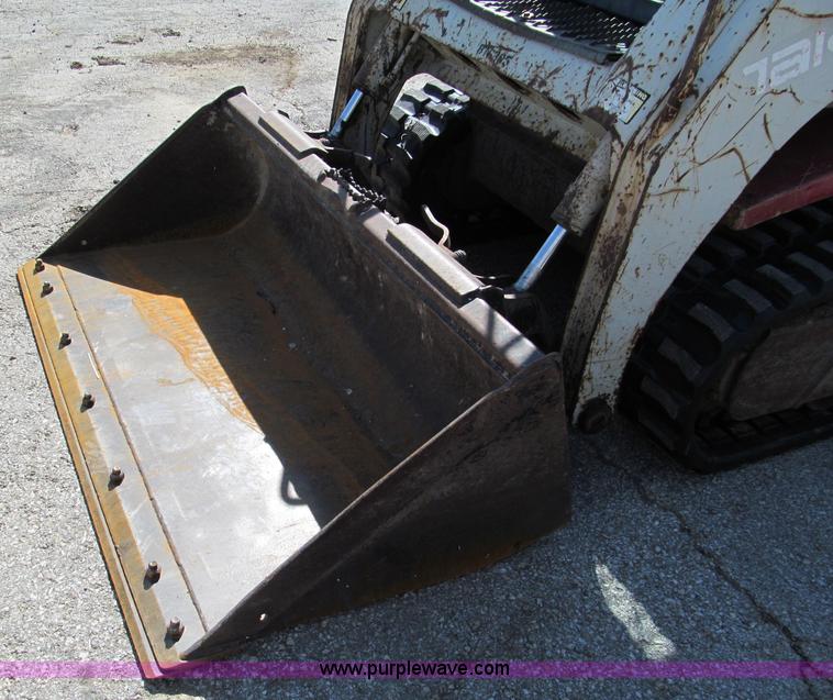 image for item E2130 2006 Takeuchi TL130C track skid steer