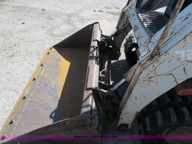 image for item E2130 2006 Takeuchi TL130C track skid steer