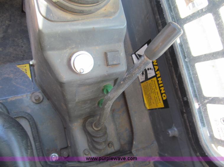 image for item E2130 2006 Takeuchi TL130C track skid steer