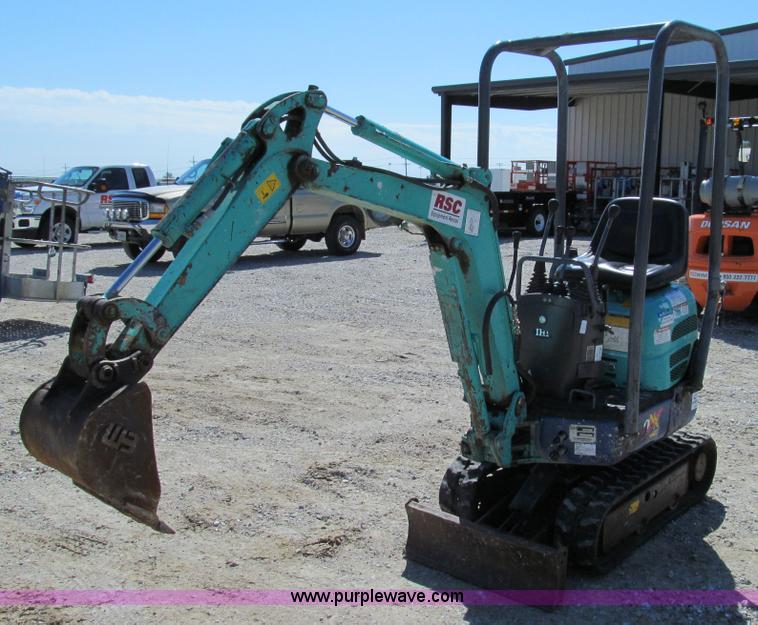 image for item E3502 2007 IHI 9NX mini excavator