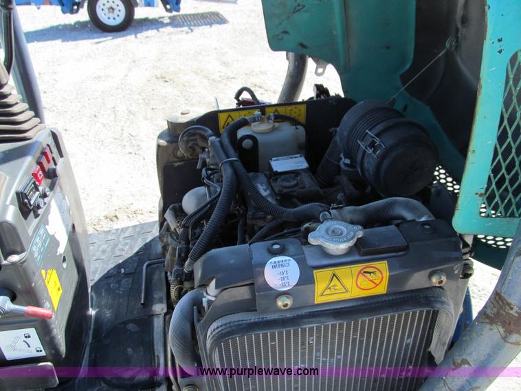 image for item E3502 2007 IHI 9NX mini excavator