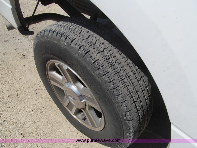 image for item F4543 2007 Ford F150 SuperCab pickup truck
