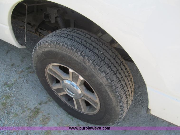 image for item F4543 2007 Ford F150 SuperCab pickup truck