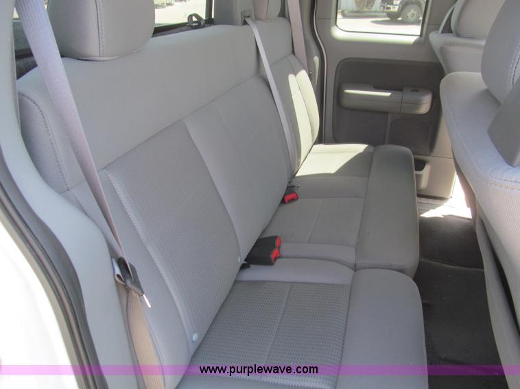 image for item F4543 2007 Ford F150 SuperCab pickup truck