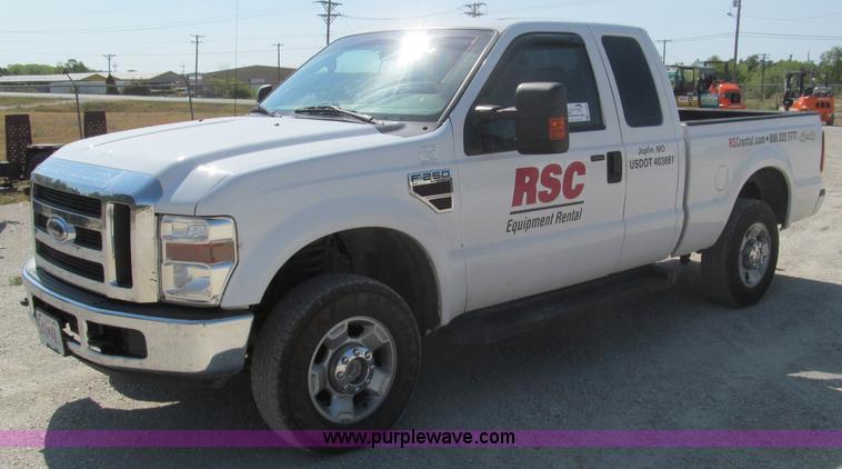 image for item F4544 2008 Ford F250 XLT Super Duty SuperCab pickup truck