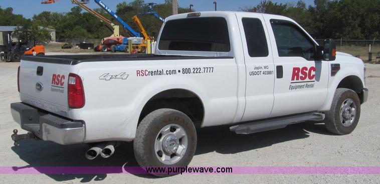 image for item F4544 2008 Ford F250 XLT Super Duty SuperCab pickup truck