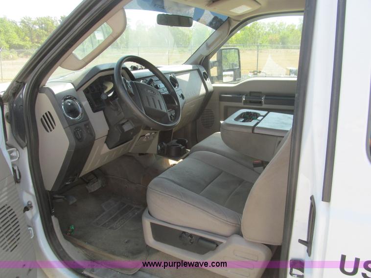image for item F4544 2008 Ford F250 XLT Super Duty SuperCab pickup truck