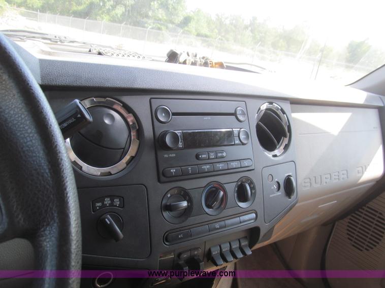 image for item F4544 2008 Ford F250 XLT Super Duty SuperCab pickup truck