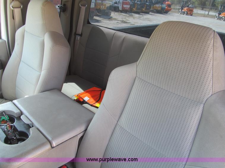 image for item F4544 2008 Ford F250 XLT Super Duty SuperCab pickup truck