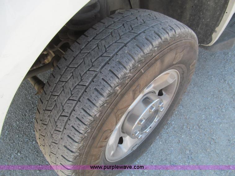 image for item F4544 2008 Ford F250 XLT Super Duty SuperCab pickup truck