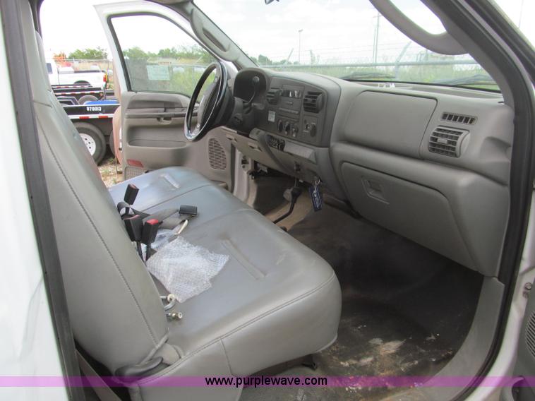 image for item F4545 2007 Ford F550 XL Super Duty service truck