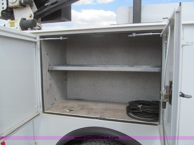 image for item F4545 2007 Ford F550 XL Super Duty service truck