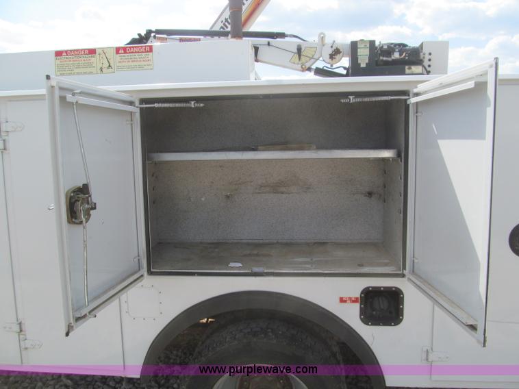 image for item F4545 2007 Ford F550 XL Super Duty service truck