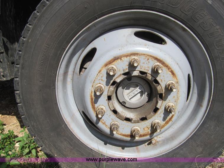 image for item F4545 2007 Ford F550 XL Super Duty service truck