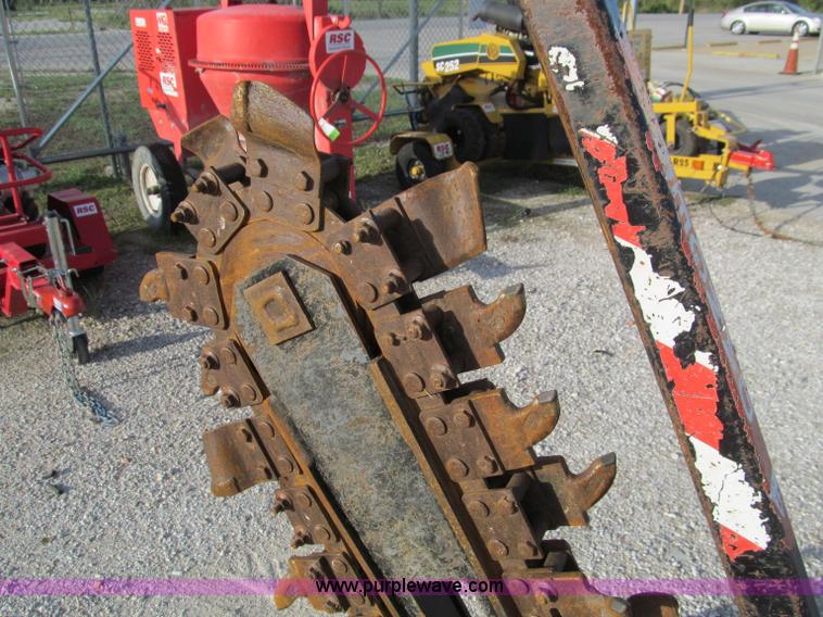 image for item F4570 2007 Ditch Witch 1330H walk behind trencher