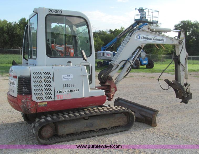 image for item F4571 2006 Takeuchi TB135 compact excavator