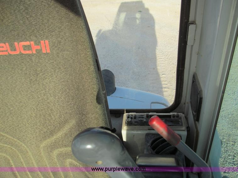 image for item F4571 2006 Takeuchi TB135 compact excavator