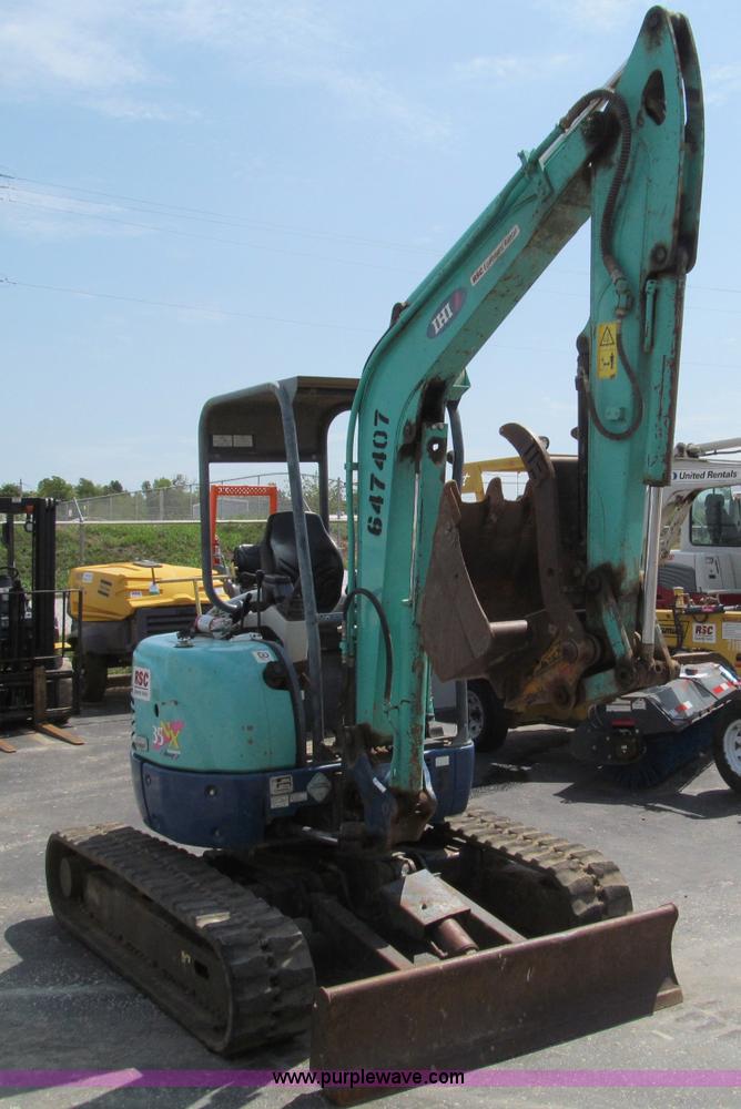 image for item F4572 2006 IHI 35NX2 mini excavator