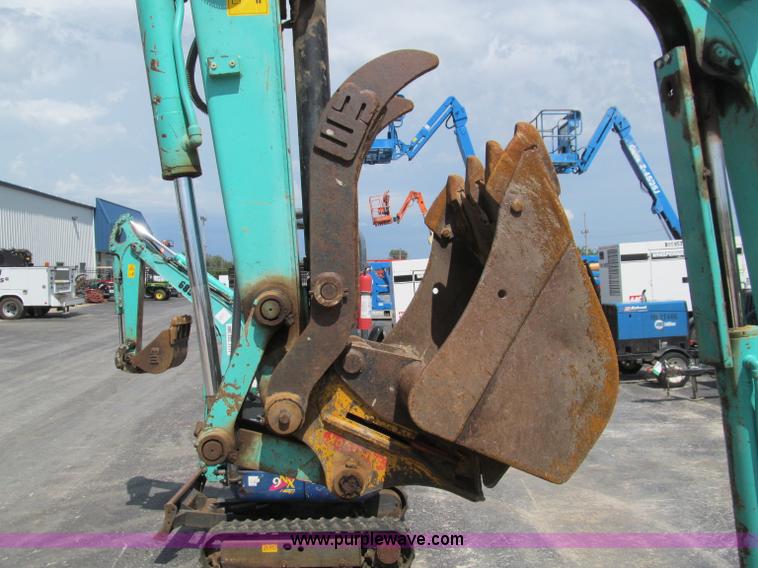 image for item F4572 2006 IHI 35NX2 mini excavator
