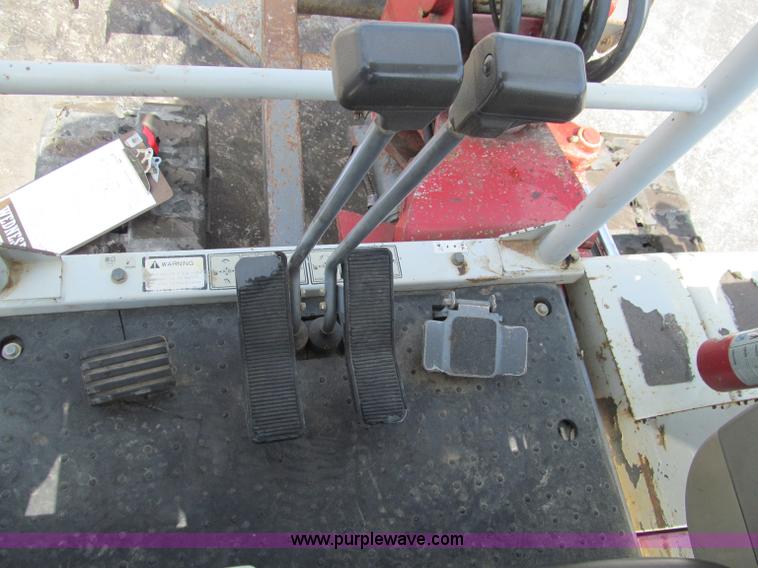 image for item F4573 2005 Takeuchi TB145R compact excavator