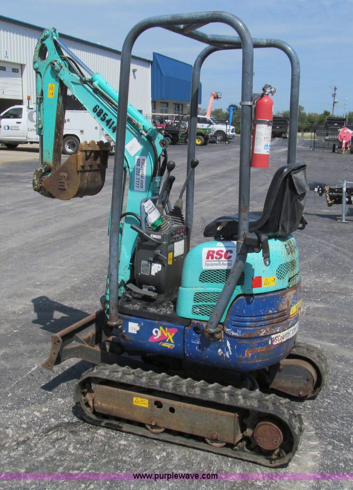 image for item F4574 2007 IHI 9NX2 mini excavator