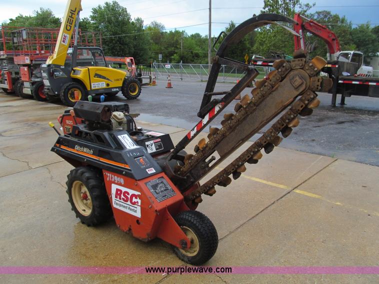image for item F4575 2007 Ditch Witch 1820H walk behind trencher