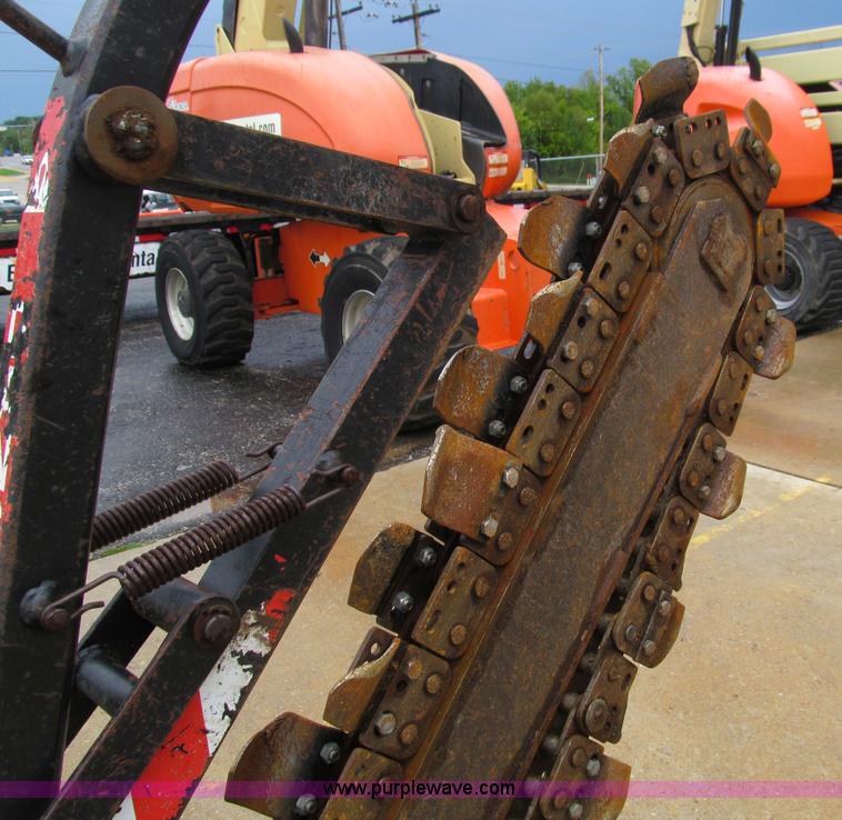 image for item F4575 2007 Ditch Witch 1820H walk behind trencher