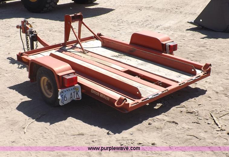image for item F6014 2007 Ditch Witch 1330H walk behind trencher