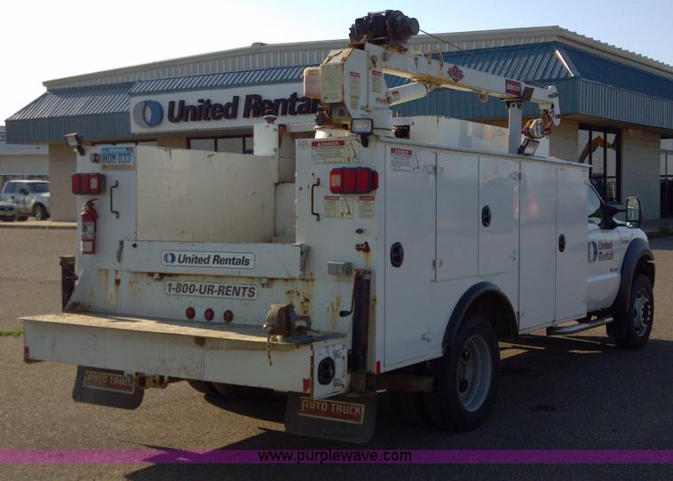 image for item I9781 2006 Ford F550 XL Super Duty service truck