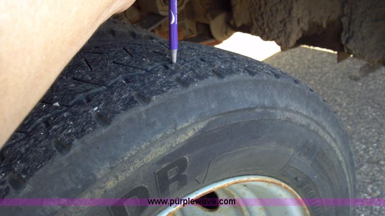 image for item I9781 2006 Ford F550 XL Super Duty service truck