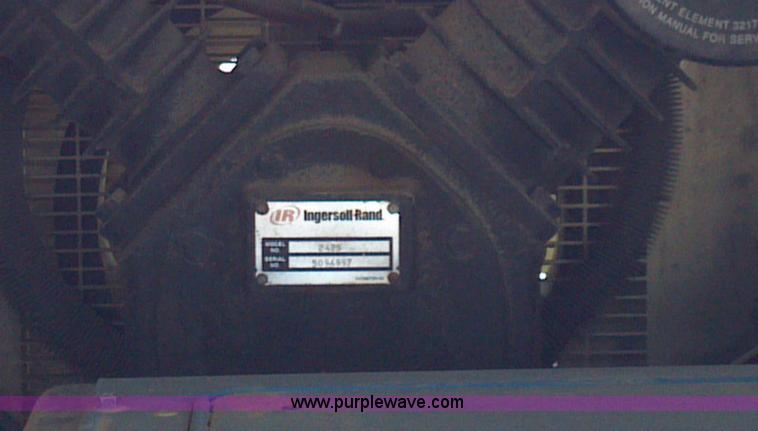 image for item I9781 2006 Ford F550 XL Super Duty service truck