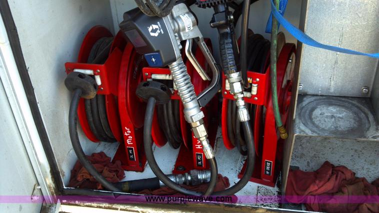 image for item I9781 2006 Ford F550 XL Super Duty service truck