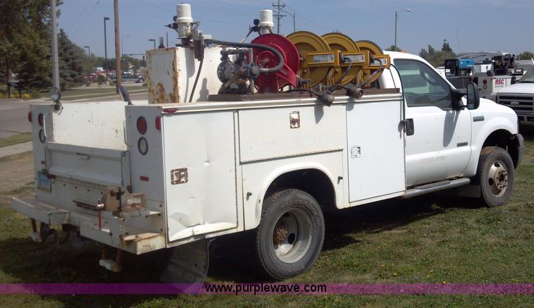 image for item I9782 2005 Ford F350 XL Super Duty service truck