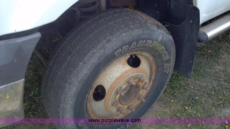 image for item I9782 2005 Ford F350 XL Super Duty service truck