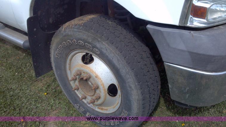 image for item I9782 2005 Ford F350 XL Super Duty service truck