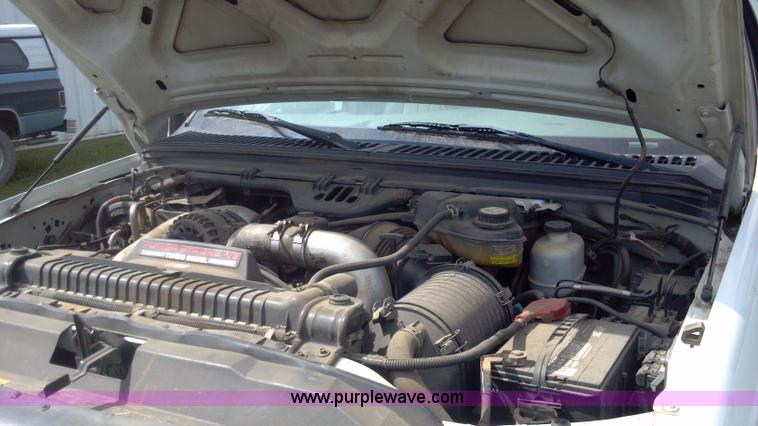 image for item I9782 2005 Ford F350 XL Super Duty service truck