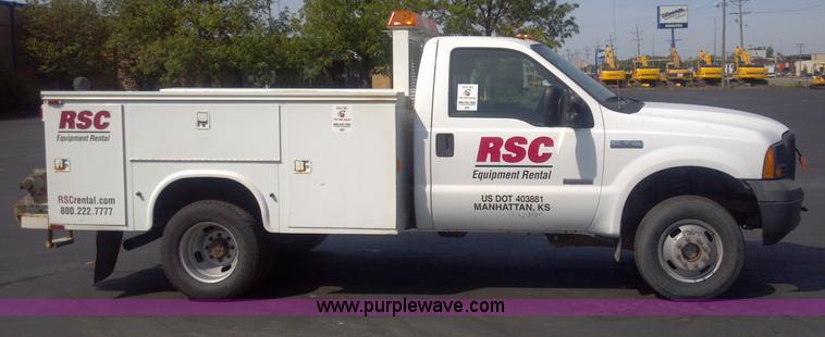 image for item I9783 2005 Ford F350 XL Super Duty service truck