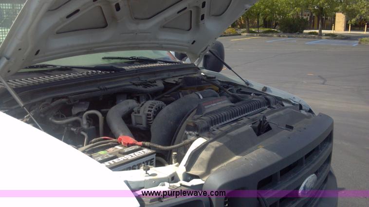 image for item I9783 2005 Ford F350 XL Super Duty service truck