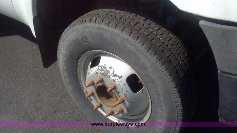 image for item I9783 2005 Ford F350 XL Super Duty service truck
